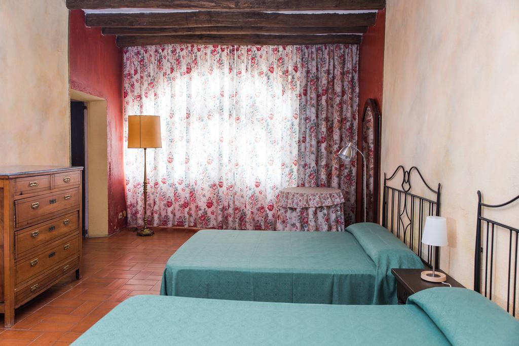Apartaments Can Gibert Castello d'Empuries Bagian luar foto